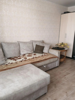 Продам двухкомнатную (2-комн.) квартиру, Большая Московская ул, 110/2, Великий Новгород г