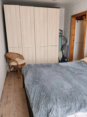 Продам двухкомнатную (2-комн.) квартиру, Большая Московская ул, 110/2, Великий Новгород г