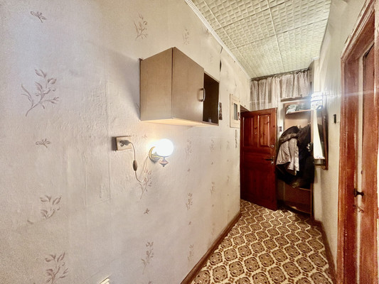 Продам двухкомнатную (2-комн.) квартиру, Студенческая ул, 14, Симферополь г