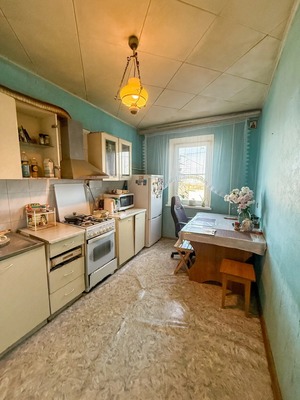 Продам трехкомнатную (3-комн.) квартиру, Гоголя ул, 429, Армавир г