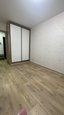 Продам однокомнатную (1-комн.) квартиру, Лунный пер, 1к2, Верхнетемерницкий п