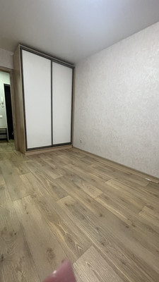 Продам однокомнатную (1-комн.) квартиру, Лунный пер, 1к2, Верхнетемерницкий п