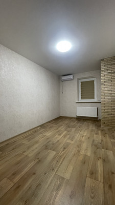 Продам однокомнатную (1-комн.) квартиру, Лунный пер, 1к2, Верхнетемерницкий п