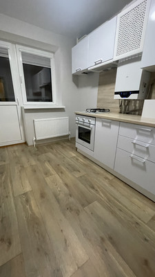 Продам однокомнатную (1-комн.) квартиру, Лунный пер, 1к2, Верхнетемерницкий п