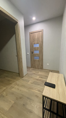 Продам однокомнатную (1-комн.) квартиру, Лунный пер, 1к2, Верхнетемерницкий п