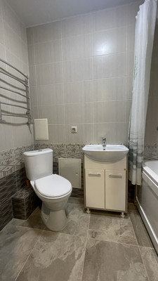 Продам однокомнатную (1-комн.) квартиру, Лунный пер, 1к2, Верхнетемерницкий п