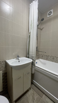 Продам однокомнатную (1-комн.) квартиру, Лунный пер, 1к2, Верхнетемерницкий п