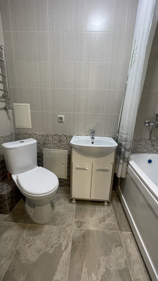 Продам однокомнатную (1-комн.) квартиру, Лунный пер, 1к2, Верхнетемерницкий п