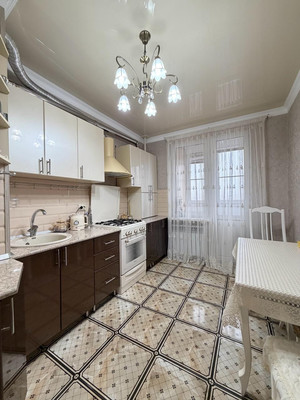 Продам двухкомнатную (2-комн.) квартиру, Профсоюзная ул, 210кД, Вольный Аул кп