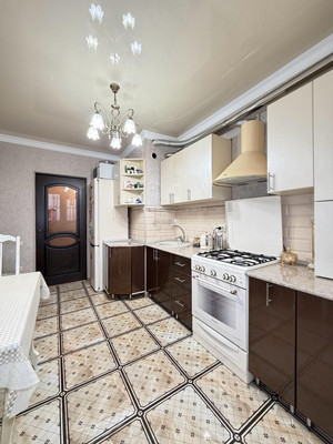 Продам двухкомнатную (2-комн.) квартиру, Профсоюзная ул, 210кД, Вольный Аул кп