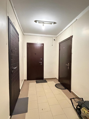 Продам двухкомнатную (2-комн.) квартиру, Профсоюзная ул, 210кД, Вольный Аул кп