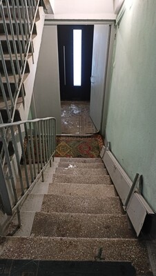 Продам трехкомнатную (3-комн.) квартиру, Авиационный пер, 8, Москва г