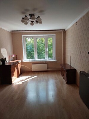 Продам трехкомнатную (3-комн.) квартиру, Каширское ш, 102к2, Москва г