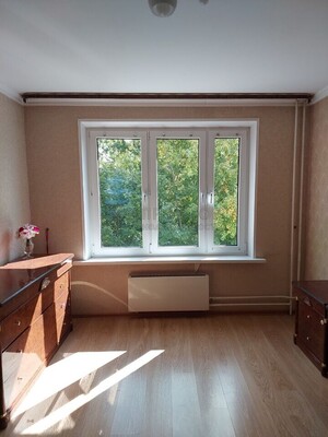 Продам трехкомнатную (3-комн.) квартиру, Каширское ш, 102к2, Москва г