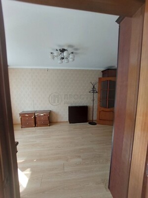 Продам трехкомнатную (3-комн.) квартиру, Каширское ш, 102к2, Москва г