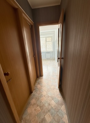 Продам трехкомнатную (3-комн.) квартиру, Воровского ул, 65, Симферополь г