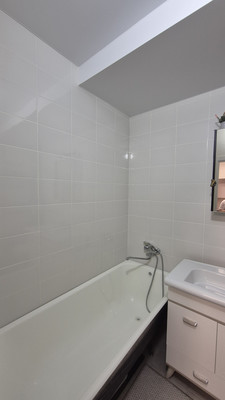 Продам двухкомнатную (2-комн.) квартиру, Лифанова ул, 38, Пермь г