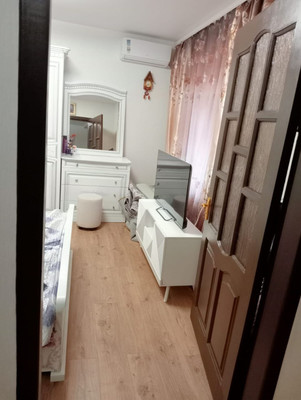 Продам двухкомнатную (2-комн.) квартиру, Караимская ул, 56, Симферополь г