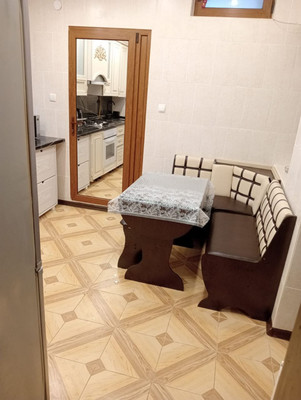 Продам двухкомнатную (2-комн.) квартиру, Караимская ул, 56, Симферополь г