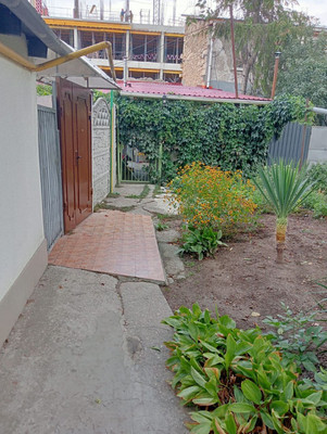 Продам двухкомнатную (2-комн.) квартиру, Караимская ул, 56, Симферополь г