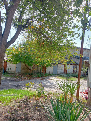 Продам двухкомнатную (2-комн.) квартиру, Караимская ул, 56, Симферополь г