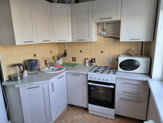 Продам двухкомнатную (2-комн.) квартиру, Фрунзе ул, 42, Калининград г