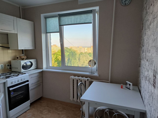 Продам двухкомнатную (2-комн.) квартиру, Фрунзе ул, 42, Калининград г