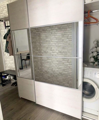 Продам двухкомнатную (2-комн.) квартиру, Крымский проезд, 2к8, Калининград г