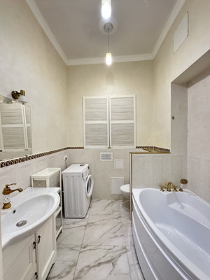 Сдам двухкомнатную (2-комн.) квартиру, Верейская ул, 33, Санкт-Петербург г