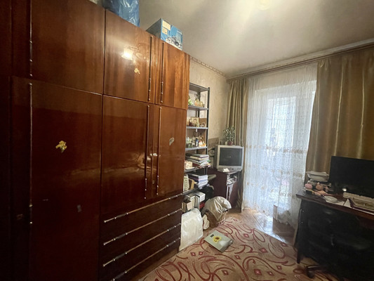 Продам трехкомнатную (3-комн.) квартиру, Воровского ул, 60, Симферополь г