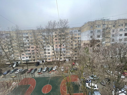 Продам трехкомнатную (3-комн.) квартиру, Воровского ул, 60, Симферополь г