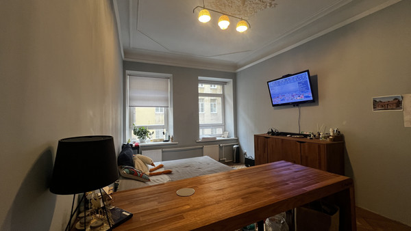 Продам многокомнатную квартиру, 5-я В.О. линия, 64/13А, Санкт-Петербург г