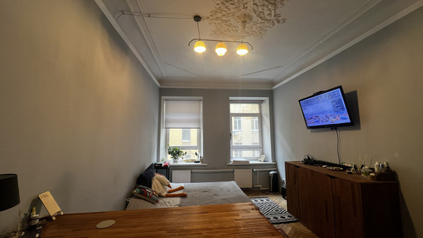 Продам многокомнатную квартиру, 5-я В.О. линия, 64/13А, Санкт-Петербург г