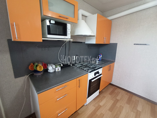 Сдам однокомнатную (1-комн.) квартиру, Октябрьская ул, 37л, Крымск г