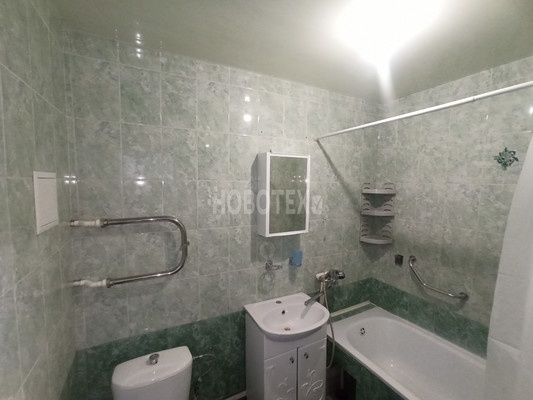 Сдам однокомнатную (1-комн.) квартиру, Октябрьская ул, 37л, Крымск г