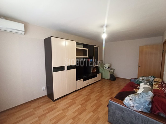 Продам однокомнатную (1-комн.) квартиру, Дивизионный 2-й пер, 1, Крымск г