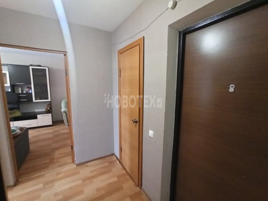 Продам однокомнатную (1-комн.) квартиру, Дивизионный 2-й пер, 1, Крымск г