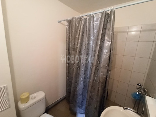 Продам однокомнатную (1-комн.) квартиру, Дивизионный 2-й пер, 1, Крымск г