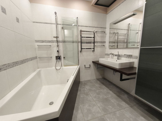 Продам двухкомнатную (2-комн.) квартиру, Сенная ул, 14, Рязань г