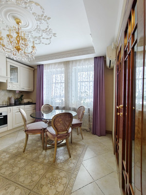 Продам многокомнатную квартиру, Детскосельский б-р, 5А, Пушкин г