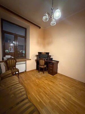 Продам двухкомнатную (2-комн.) квартиру, 1-й Боткинский проезд, 6, Москва г