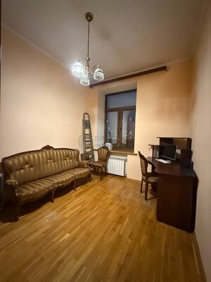 Продам двухкомнатную (2-комн.) квартиру, 1-й Боткинский проезд, 6, Москва г