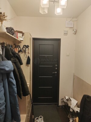 Продам двухкомнатную (2-комн.) квартиру, Мусы Джалиля ул, 9к1, Москва г