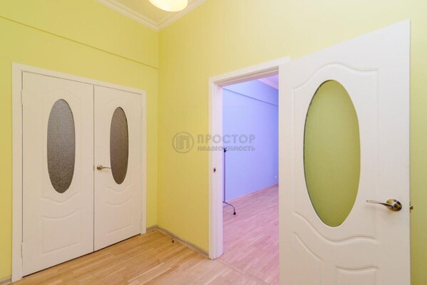 Продам двухкомнатную (2-комн.) квартиру, Зорге ул, 20, Москва г