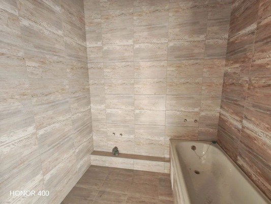 Продам трехкомнатную (3-комн.) квартиру, Васильева К.А. ул, 1к3, Майкоп г