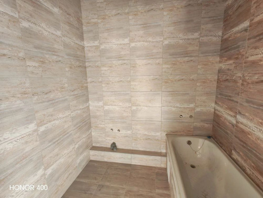 Продам трехкомнатную (3-комн.) квартиру, Васильева К.А. ул, 1к3, Майкоп г