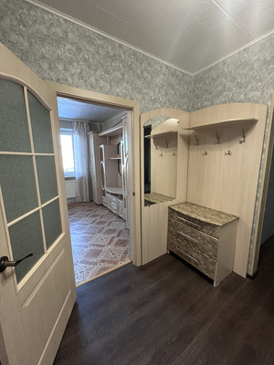 Сдам трехкомнатную (3-комн.) квартиру, Комендантский пр-кт, 40ак1, Санкт-Петербург г