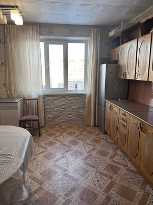 Сдам трехкомнатную (3-комн.) квартиру, Комендантский пр-кт, 40ак1, Санкт-Петербург г