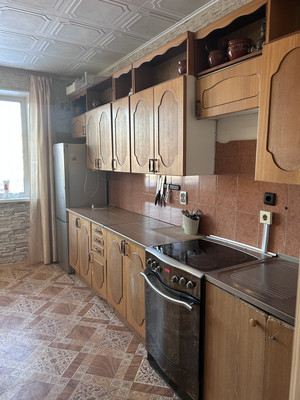 Сдам трехкомнатную (3-комн.) квартиру, Комендантский пр-кт, 40ак1, Санкт-Петербург г