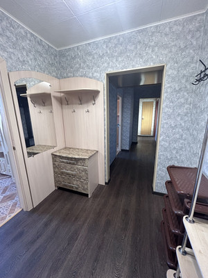 Сдам трехкомнатную (3-комн.) квартиру, Комендантский пр-кт, 40ак1, Санкт-Петербург г